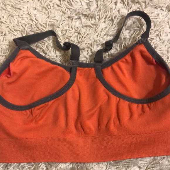 Lot of 2 Sports bras size M - Picture 4 of 8